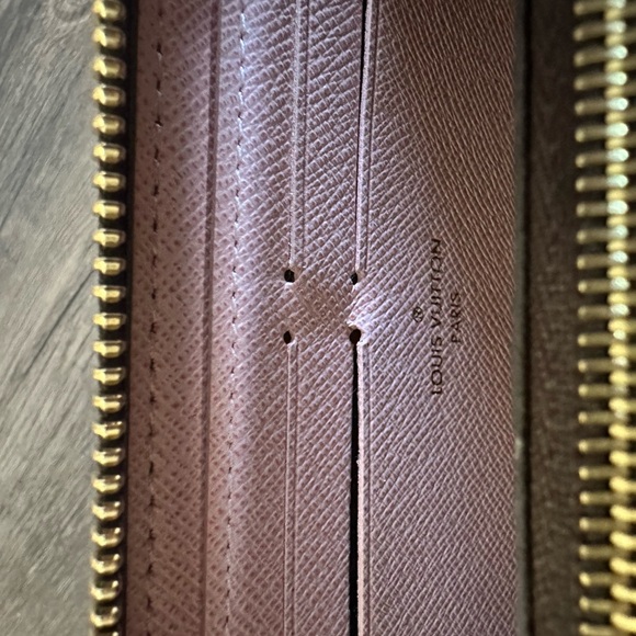 Louis Vuitton Monogram Wallet - Picture 8 of 9